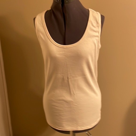 St. John's Bay Tops - St John’s Bay sleeveless T-Shirt